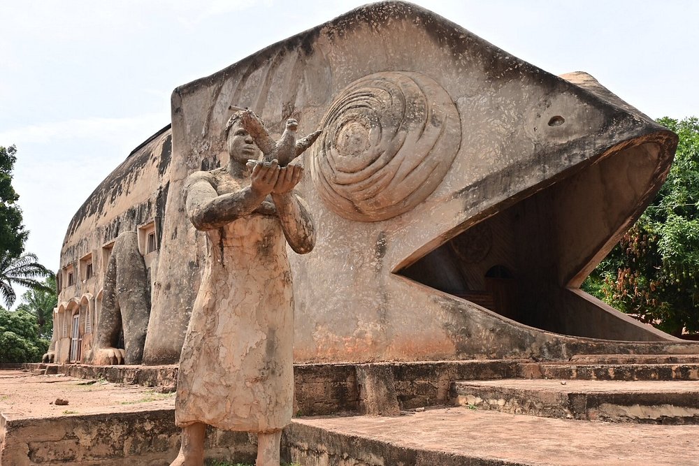 Temple du Caméléon d'Abomey
