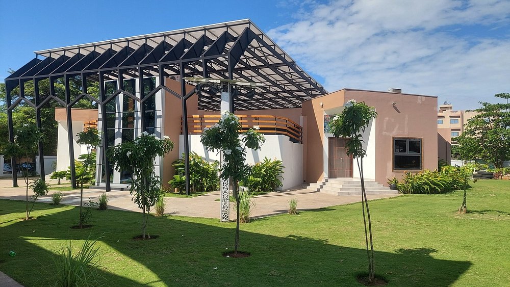 EYA center